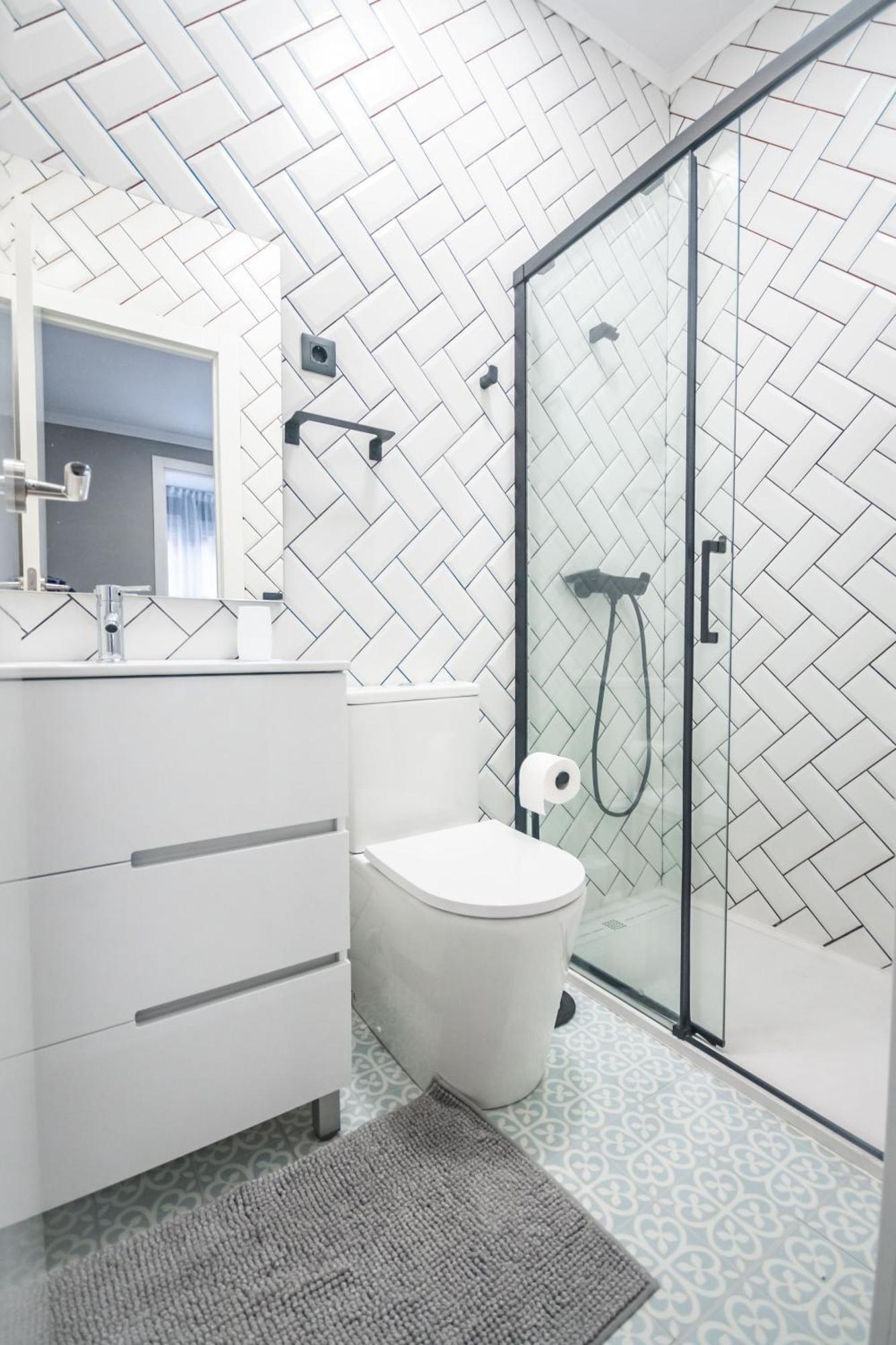 Gran Apartamento 6 Suites Bilbao Center Bagian luar foto